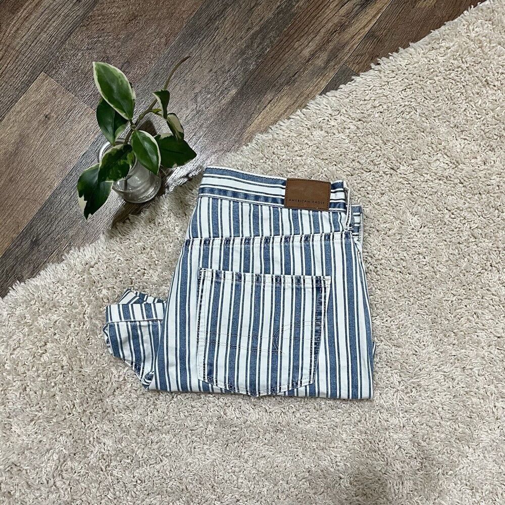 American Eagle Size 6 Blue White Striped High-Rise Cuffed Mom Shorts